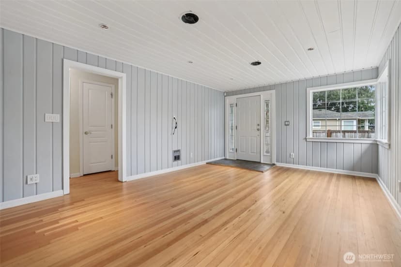 Property photo for 1755 Ne 89th Street, Seattle photo 8