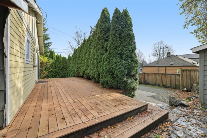 Property photo for 1755 Ne 89th Street, Seattle photo 24