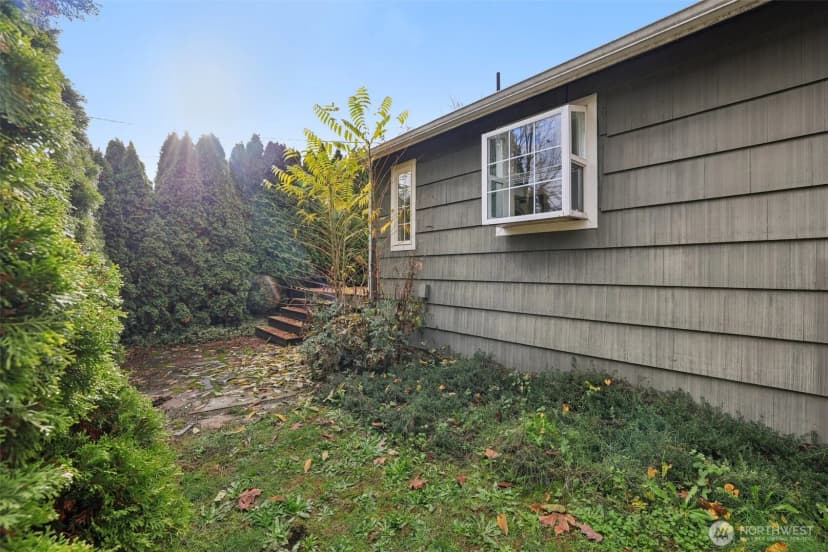 Property photo for 1755 Ne 89th Street, Seattle photo 29