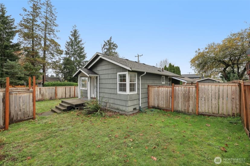 Property photo for 1755 Ne 89th Street, Seattle photo 4