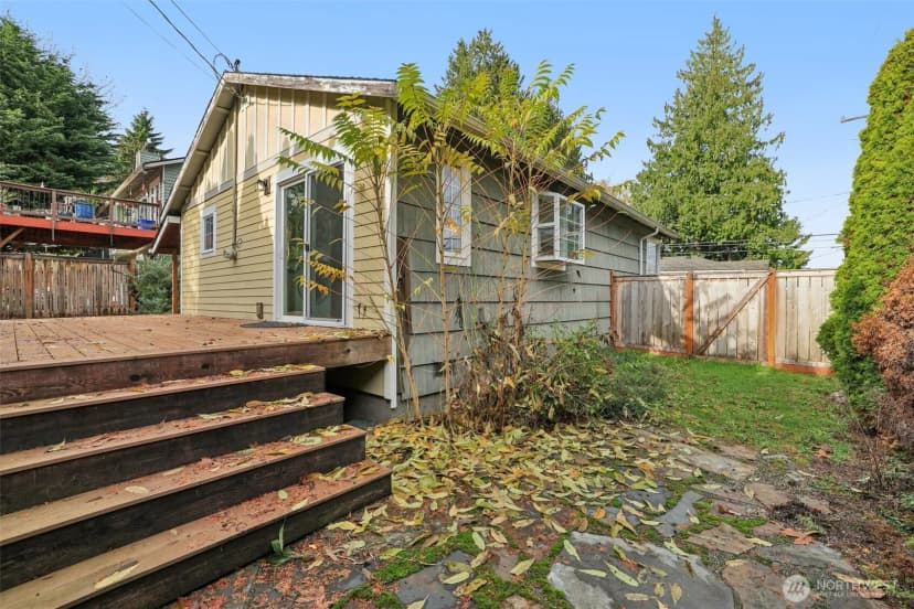 Property photo for 1755 Ne 89th Street, Seattle photo 25