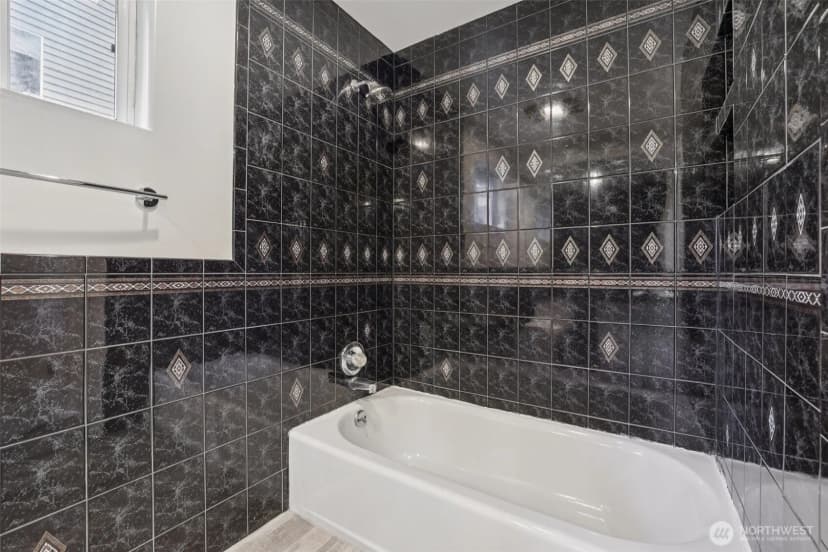 Property photo for 1755 Ne 89th Street, Seattle photo 21