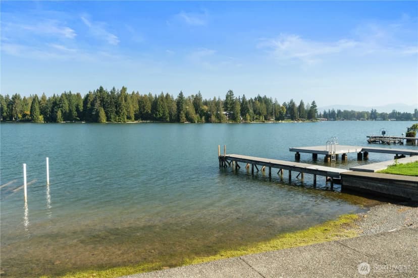 Property photo for 4904 N Island Drive, Bonney Lake photo 11