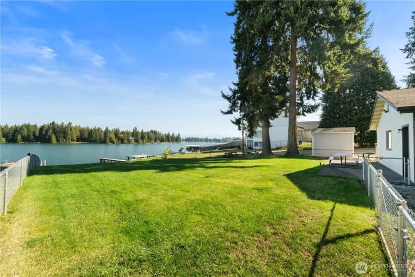 Property photo for 4904 N Island Drive, Bonney Lake photo 8
