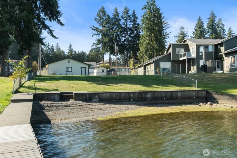 Property photo for 4904 N Island Drive, Bonney Lake photo 13