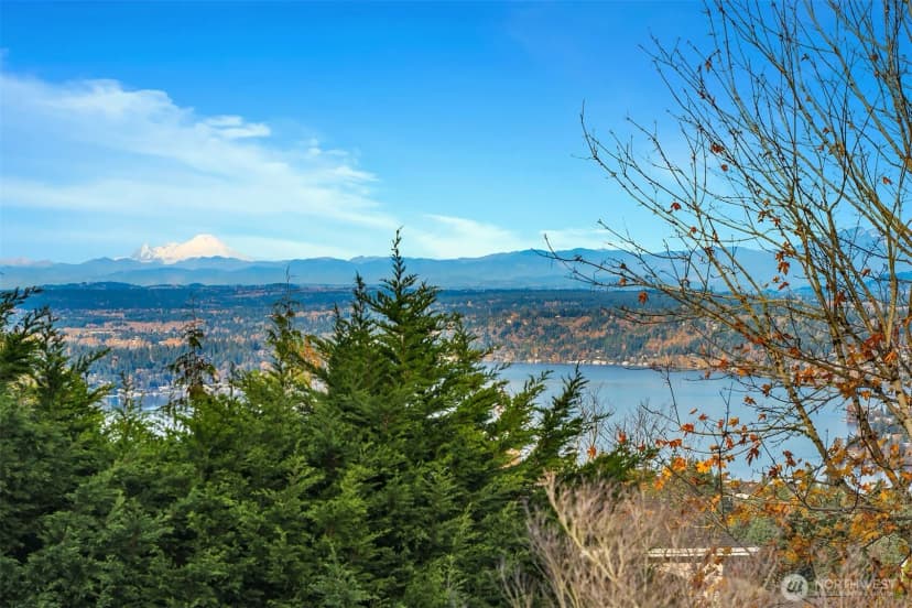 Property photo for 17008 Se 59th Street, Bellevue photo 2