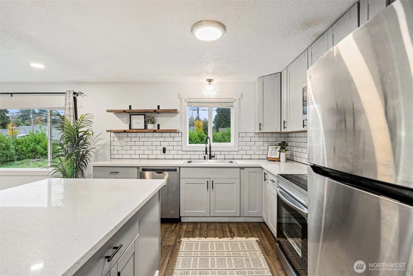 Property photo for 9011 Washington Boulevard Sw, Lakewood photo 16