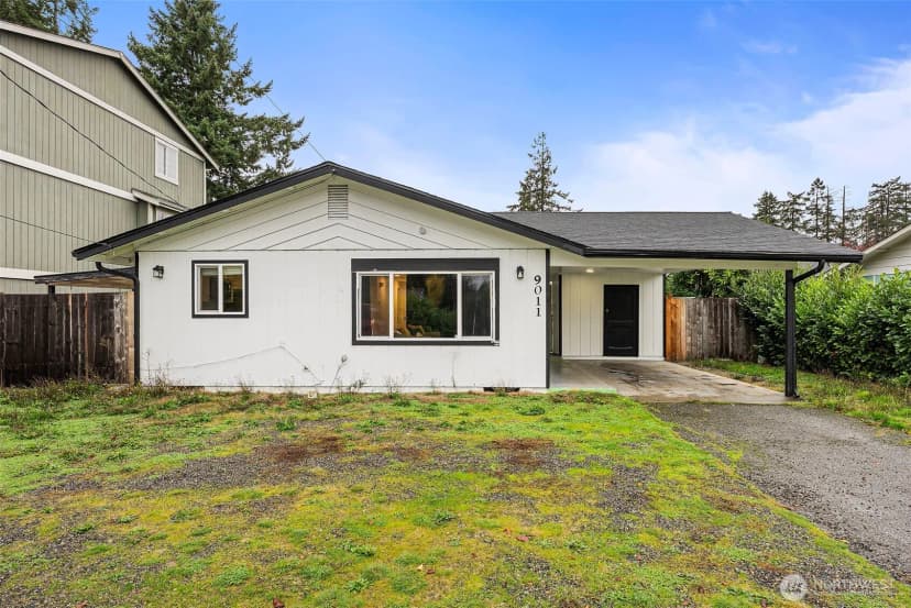 Property photo for 9011 Washington Boulevard Sw, Lakewood photo 2