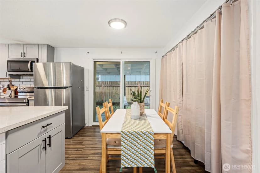 Property photo for 9011 Washington Boulevard Sw, Lakewood photo 15