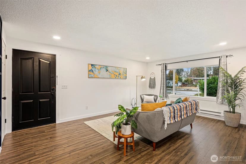 Property photo for 9011 Washington Boulevard Sw, Lakewood photo 8