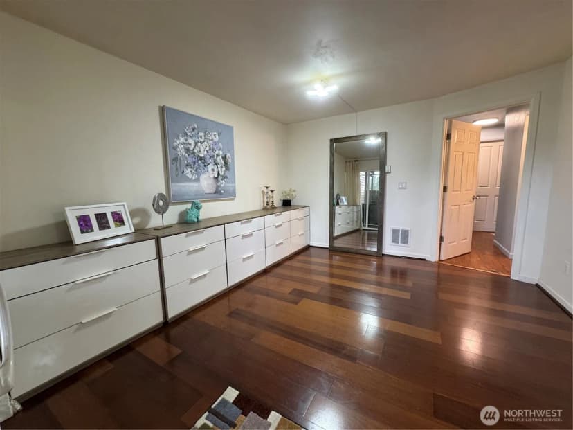 Property photo for 14006 Se 6th #14, Bellevue photo 14