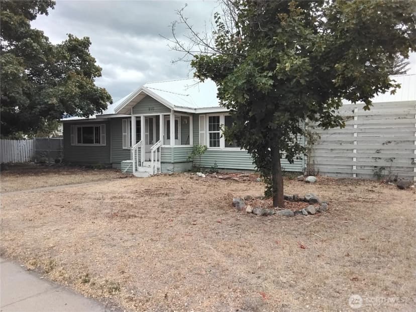 Property photo for 910 Dogwood Street, Oroville