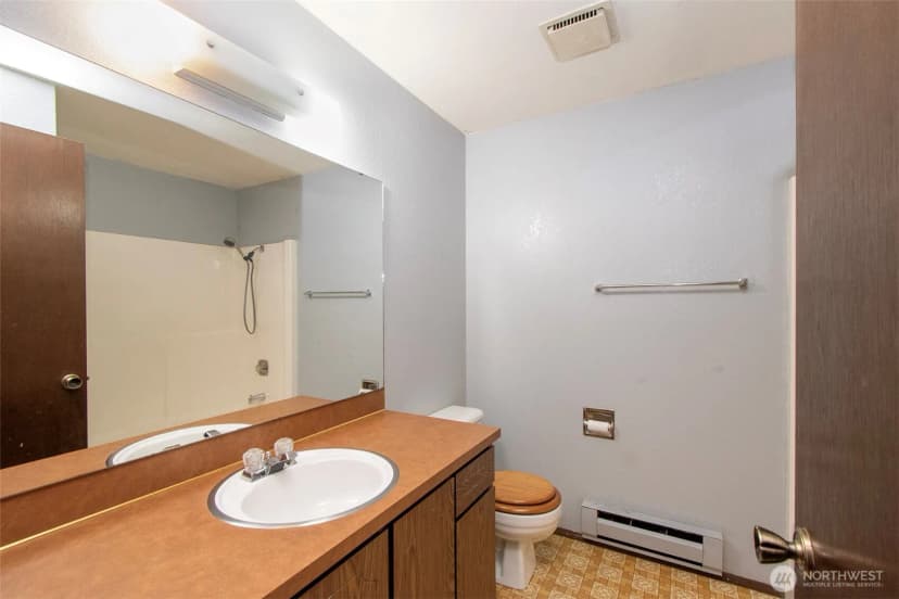 Property photo for 1624 W 8th Street, Port Angeles photo 18