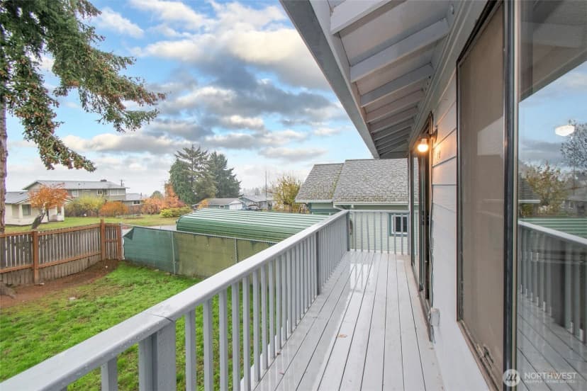 Property photo for 1624 W 8th Street, Port Angeles photo 11