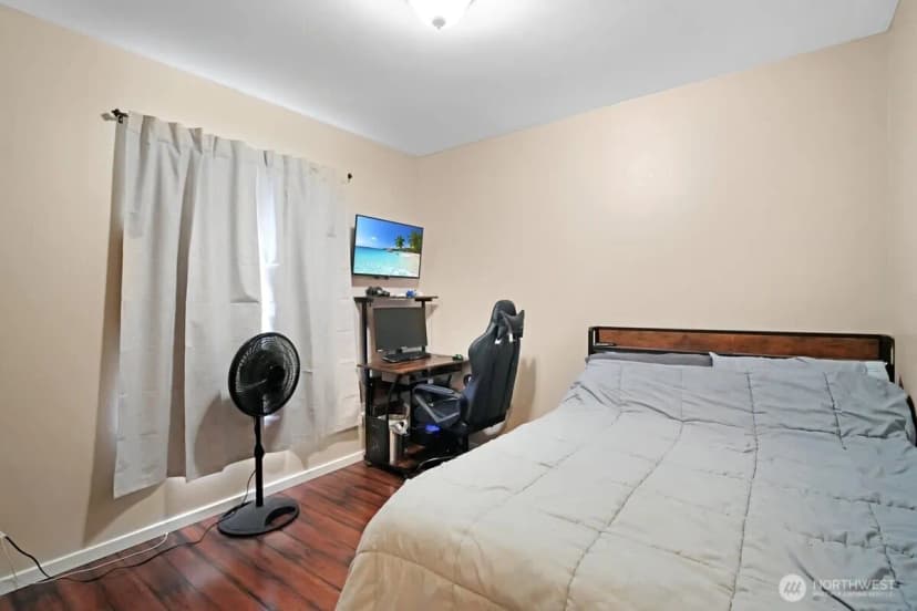 Property photo for 25 Clemons, Montesano photo 16