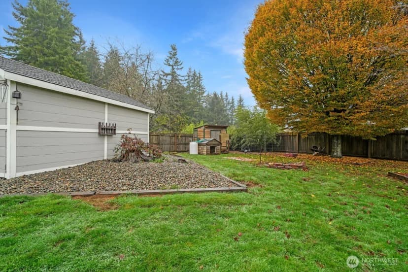 Property photo for 25 Clemons, Montesano photo 29
