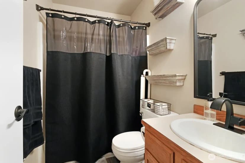 Property photo for 25 Clemons, Montesano photo 14