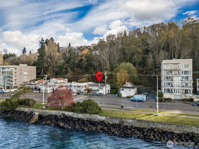 Property photo for 1324 Alki Avenue Sw, Seattle
