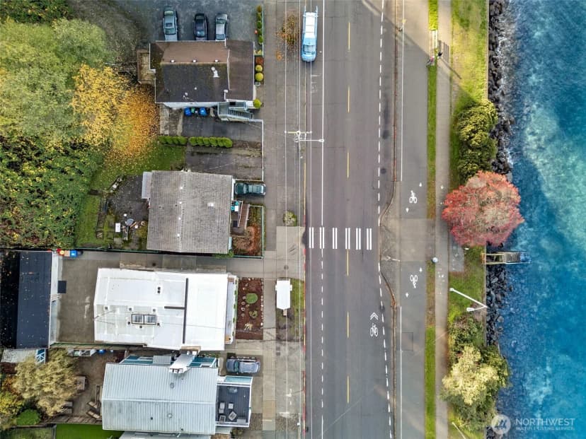 Property photo for 1324 Alki Avenue Sw, Seattle photo 8