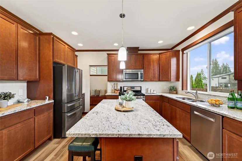 Property photo for 13623 40th Avenue W, Lynnwood photo 8