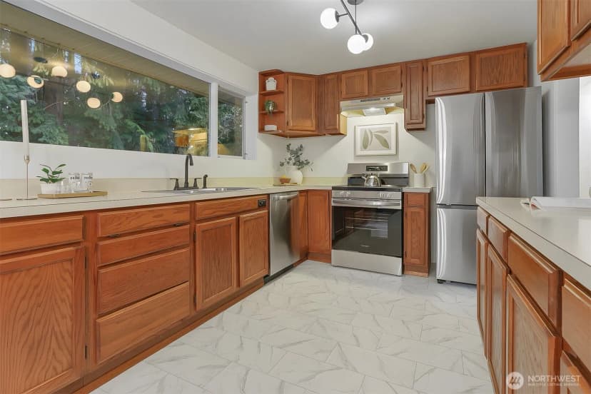 Property photo for 5405 221st Place Sw, Mountlake Terrace photo 13