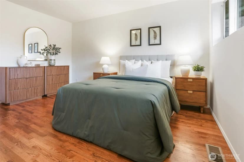 Property photo for 5405 221st Place Sw, Mountlake Terrace photo 16