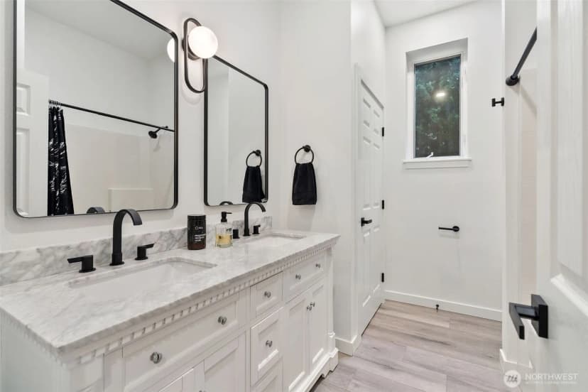 Property photo for 6940 35th Street W, University Place photo 31