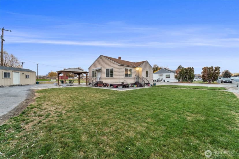 Property photo for 3204 W Yakima Street, Pasco photo 23