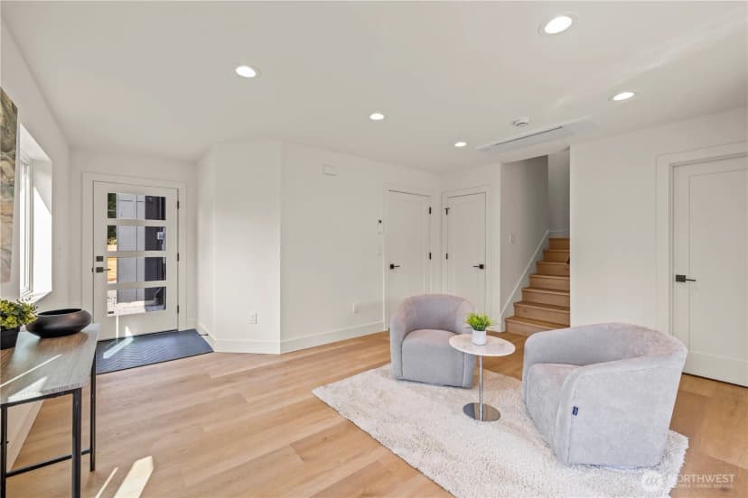 Property photo for 6730 21st Avenue Sw, Seattle photo 30