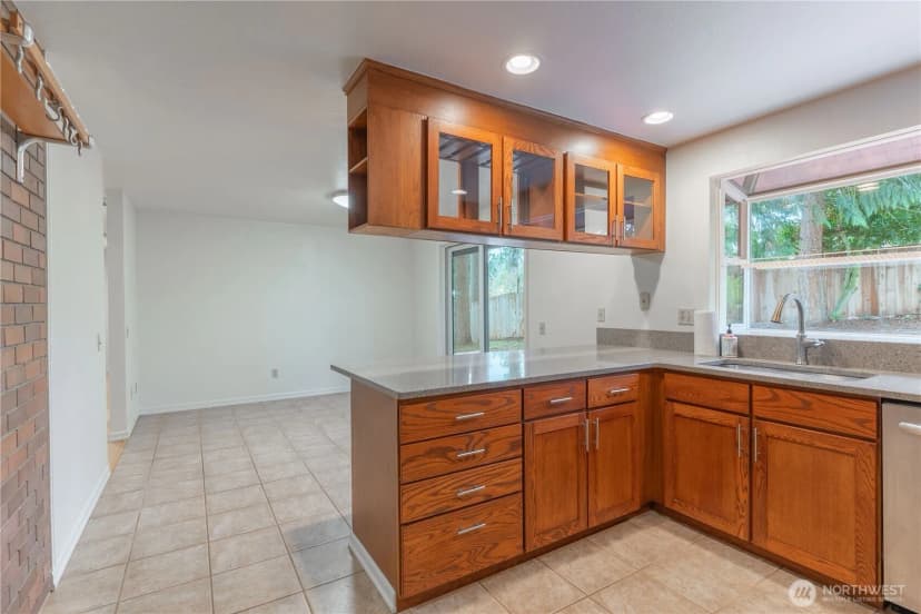 Property photo for 2209 W Birch Street, Bellingham photo 12