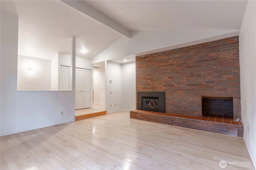 Property photo for 2209 W Birch Street, Bellingham photo 4