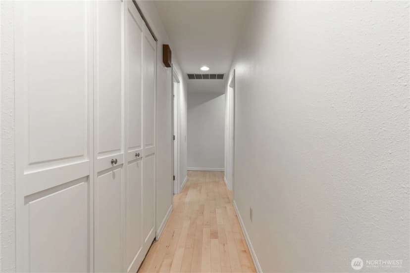 Property photo for 2209 W Birch Street, Bellingham photo 14