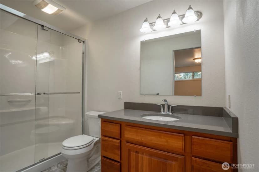 Property photo for 2209 W Birch Street, Bellingham photo 16