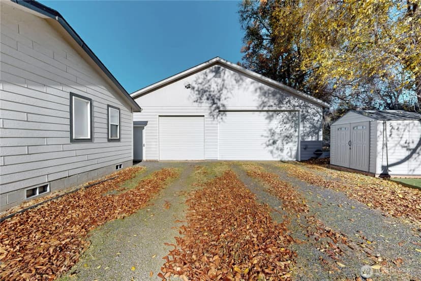 Property photo for 621 E Sixth Street, Waitsburg photo 30