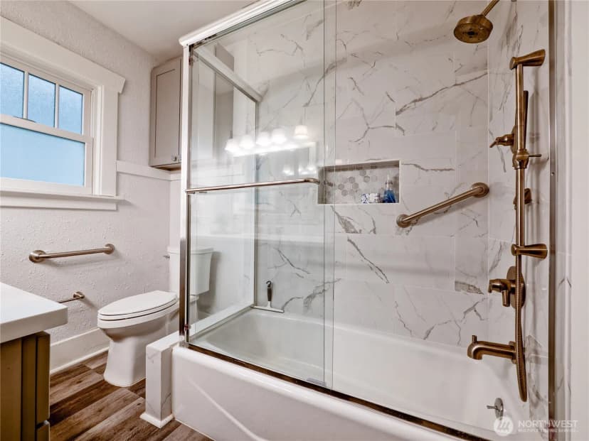Property photo for 1028 N Oakes Street, Tacoma photo 13