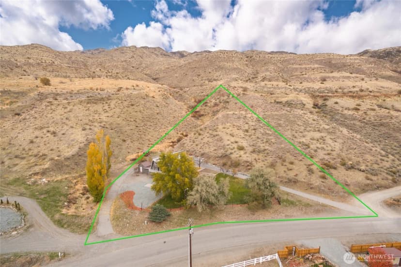 Property photo for 110 Bill Shaw Road, Pateros photo 4