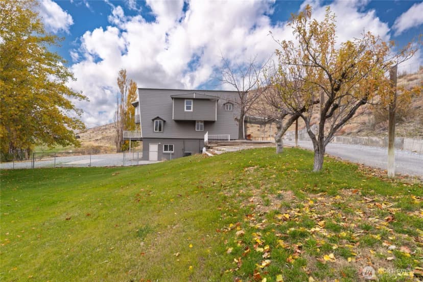 Property photo for 110 Bill Shaw Road, Pateros photo 19