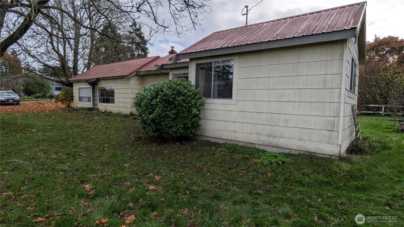 Property photo for 4904 Blue Lady Lane, Langley photo 2