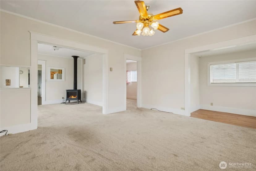 Property photo for 1206 Porter Street, Enumclaw photo 8