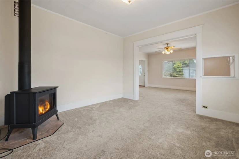 Property photo for 1206 Porter Street, Enumclaw photo 6