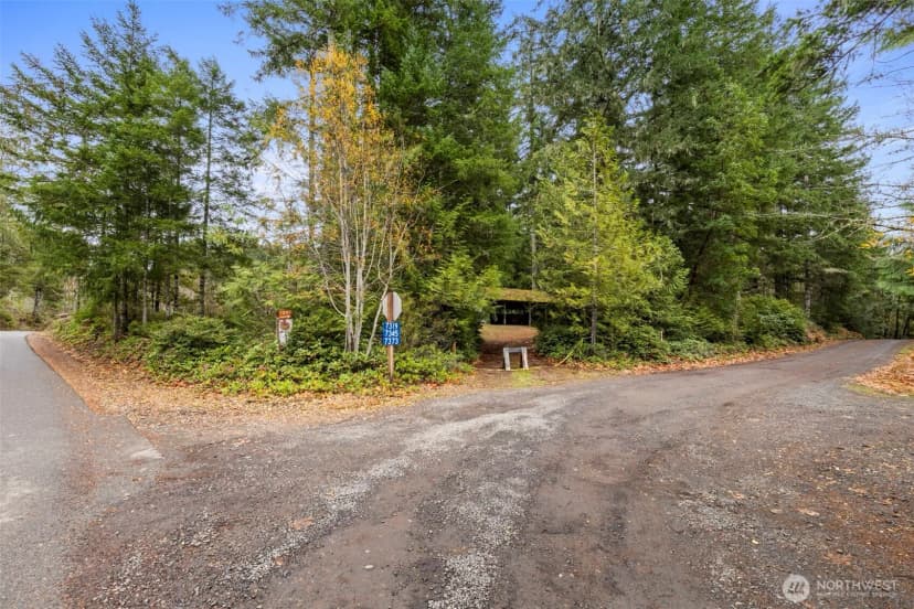 Property photo for 7111 Larson Lane Nw, Seabeck photo 31
