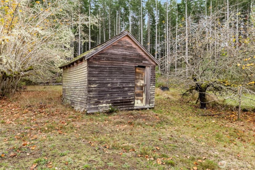 Property photo for 7111 Larson Lane Nw, Seabeck photo 28