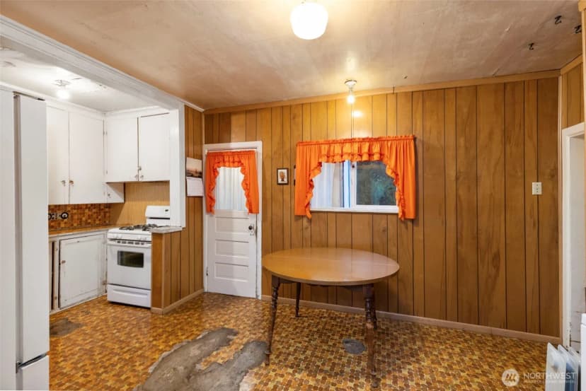 Property photo for 7111 Larson Lane Nw, Seabeck photo 10