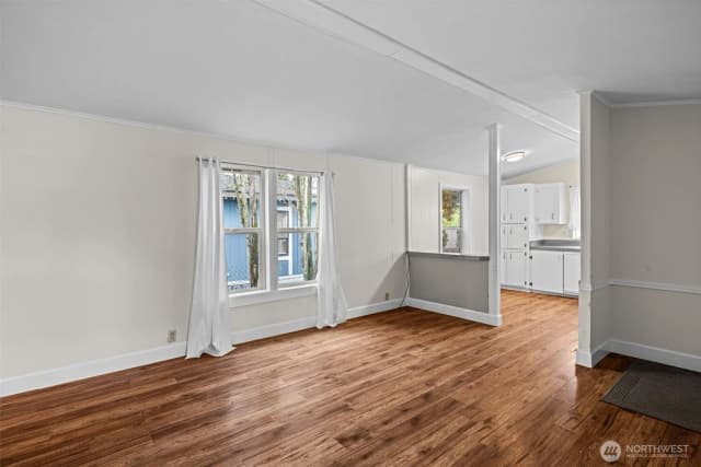 Property photo for 10302 Lakeview Avenue Sw #42, Lakewood photo 4