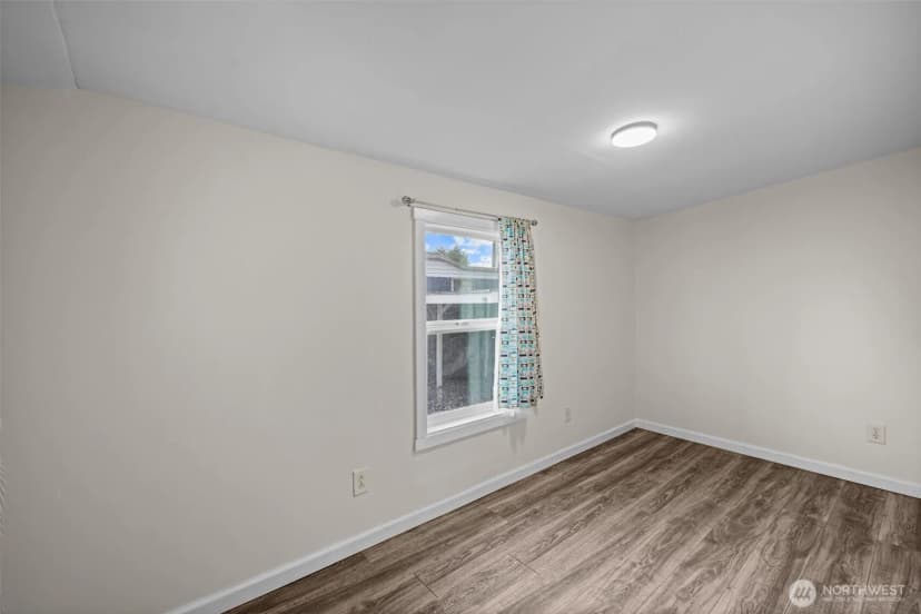 Property photo for 10302 Lakeview Avenue Sw #42, Lakewood photo 15
