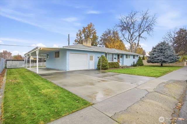 Property photo for 605 W 13th Avenue, Kennewick photo 2