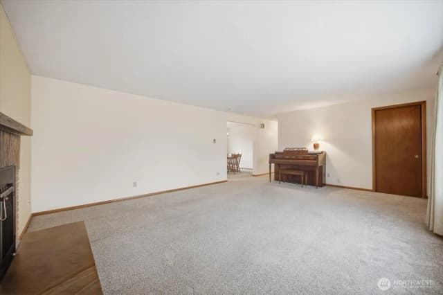 Property photo for 605 W 13th Avenue, Kennewick photo 4