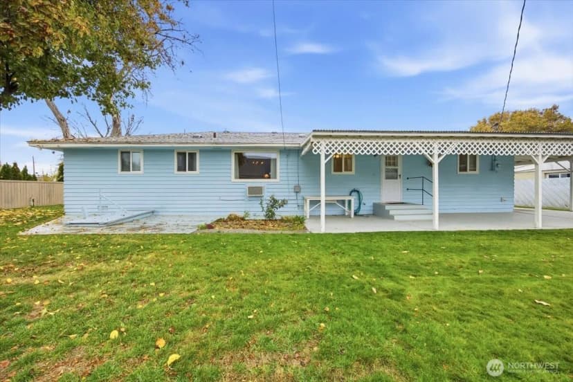 Property photo for 605 W 13th Avenue, Kennewick photo 24