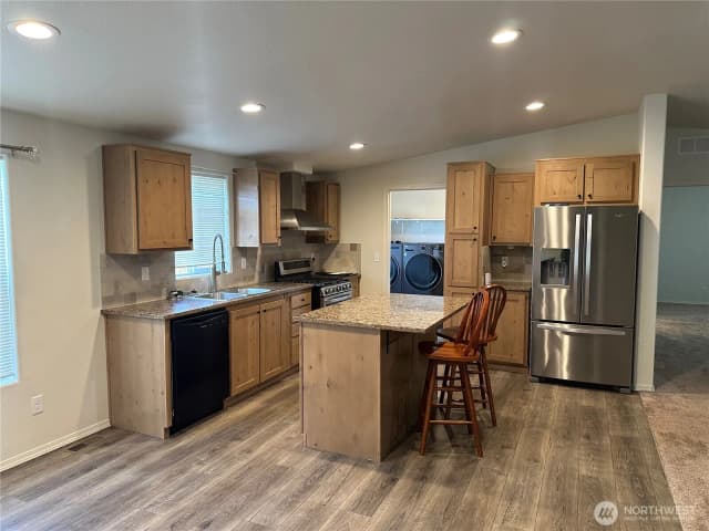 Property photo for 206 Mossyrock Road W, Mossyrock photo 3