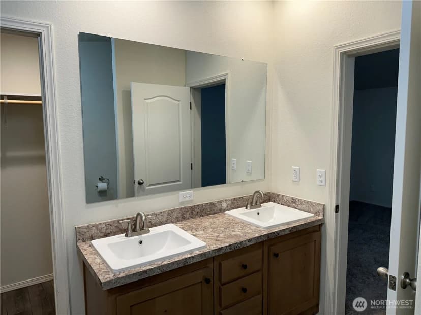 Property photo for 206 Mossyrock Road W, Mossyrock photo 8